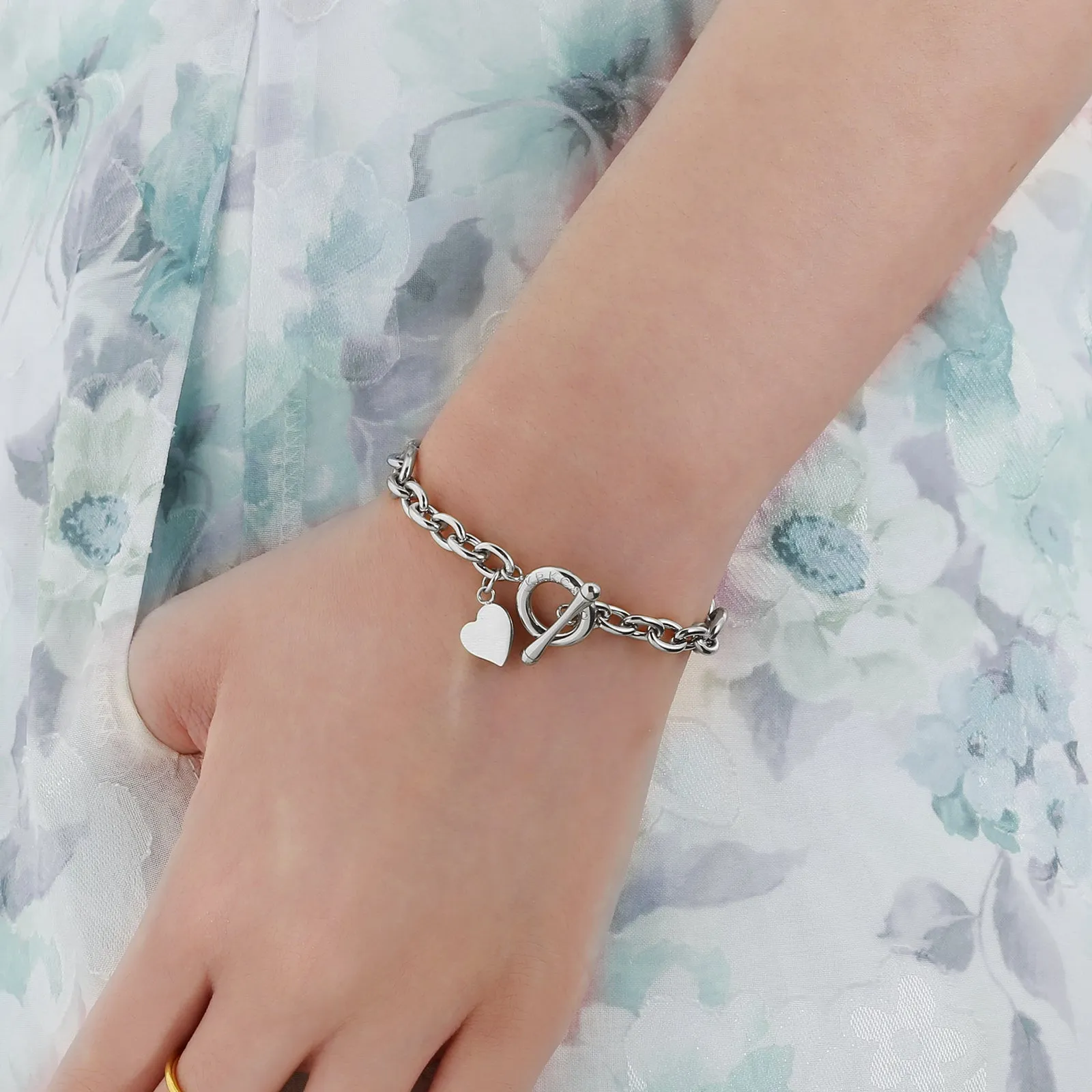 OT Toggle Clasp Stainless Steel Curb Link  Bracelet