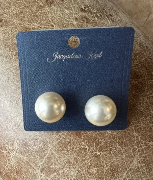 Pearl with Pearl backing Earring