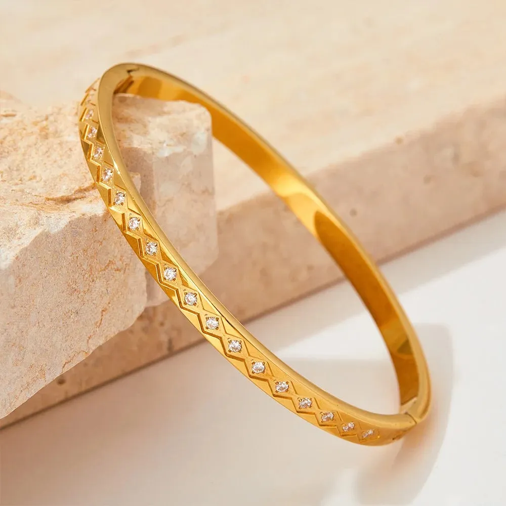 Pretty Diamonds Classic Style Geometric Stainless Steel Plating Inlay Zircon Bangle