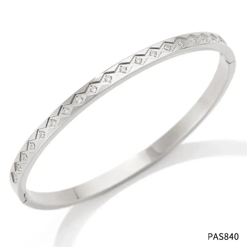 Pretty Diamonds Classic Style Geometric Stainless Steel Plating Inlay Zircon Bangle