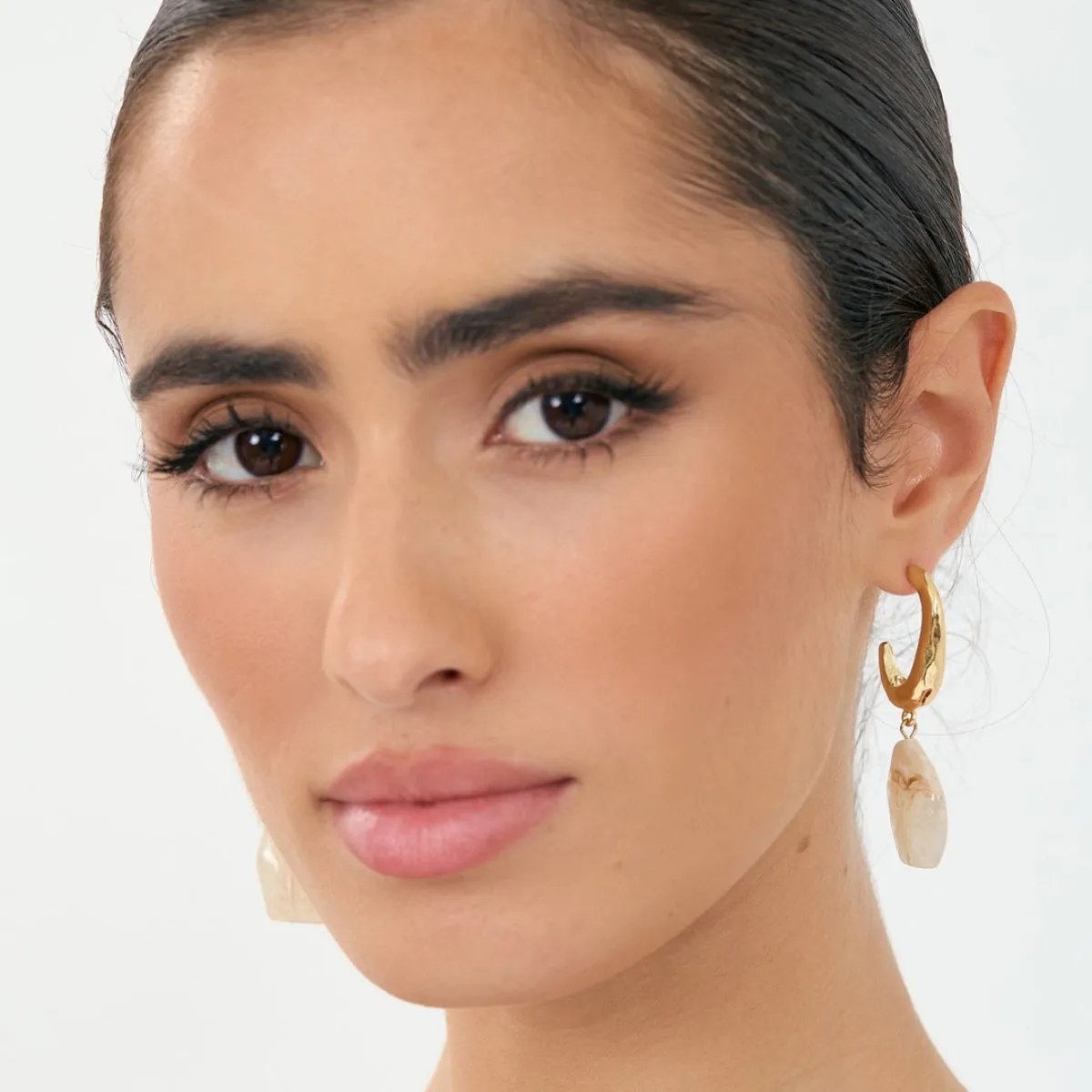 Resin Drop Textured Hoop Earrings (Tan/Gold)