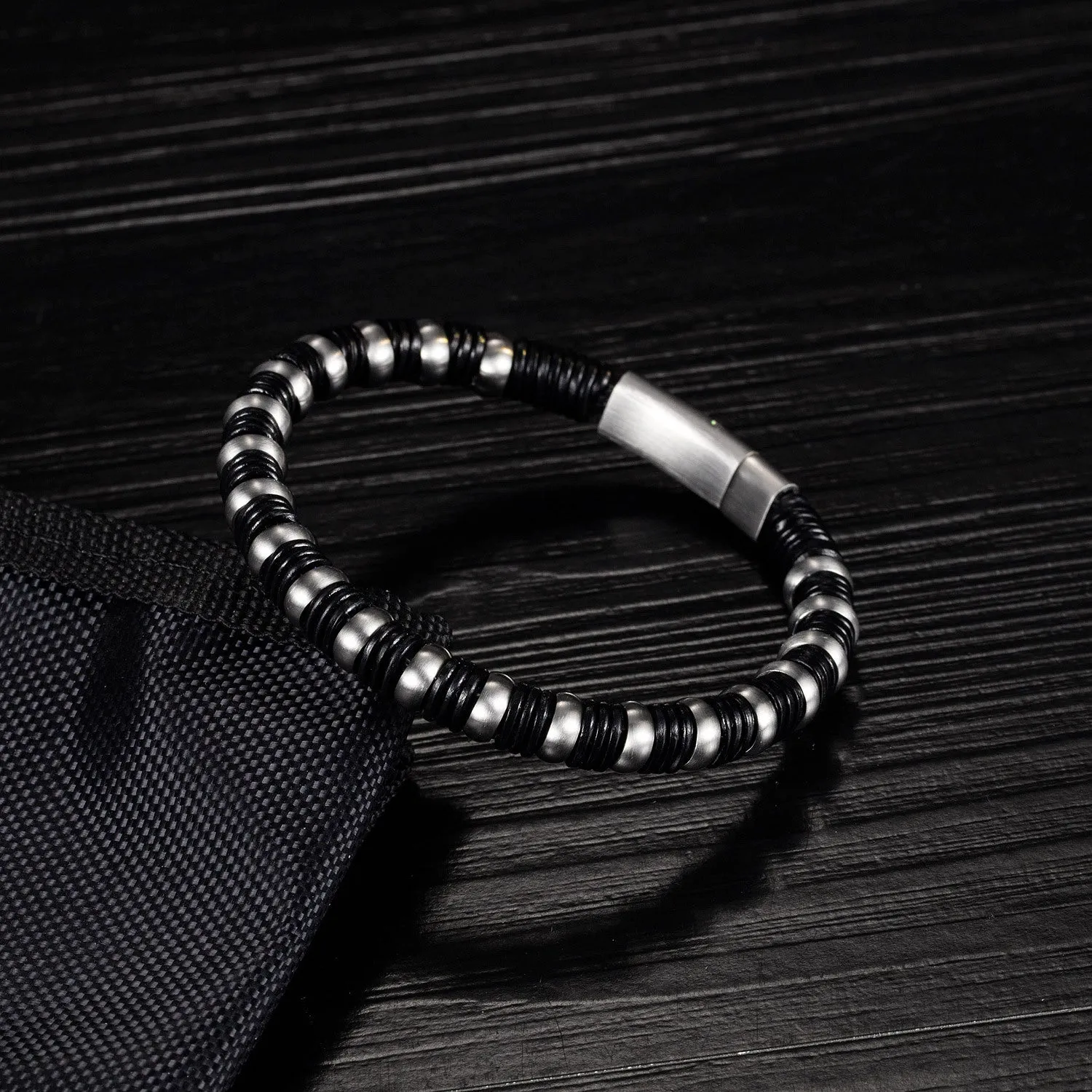 Retro Weave Magnetic Bracelet A Trendy Accessory for Men