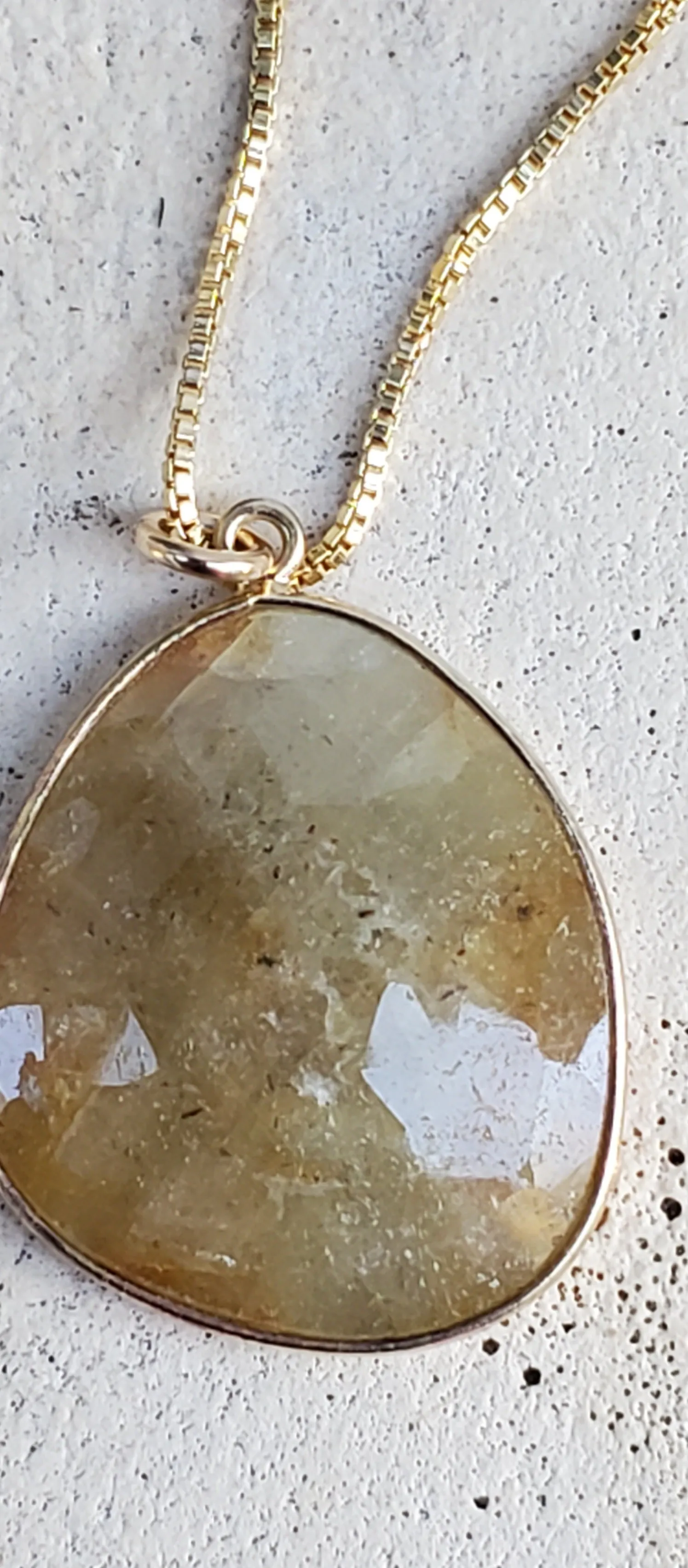 Simon & LuLu faceted yellow sapphire nk