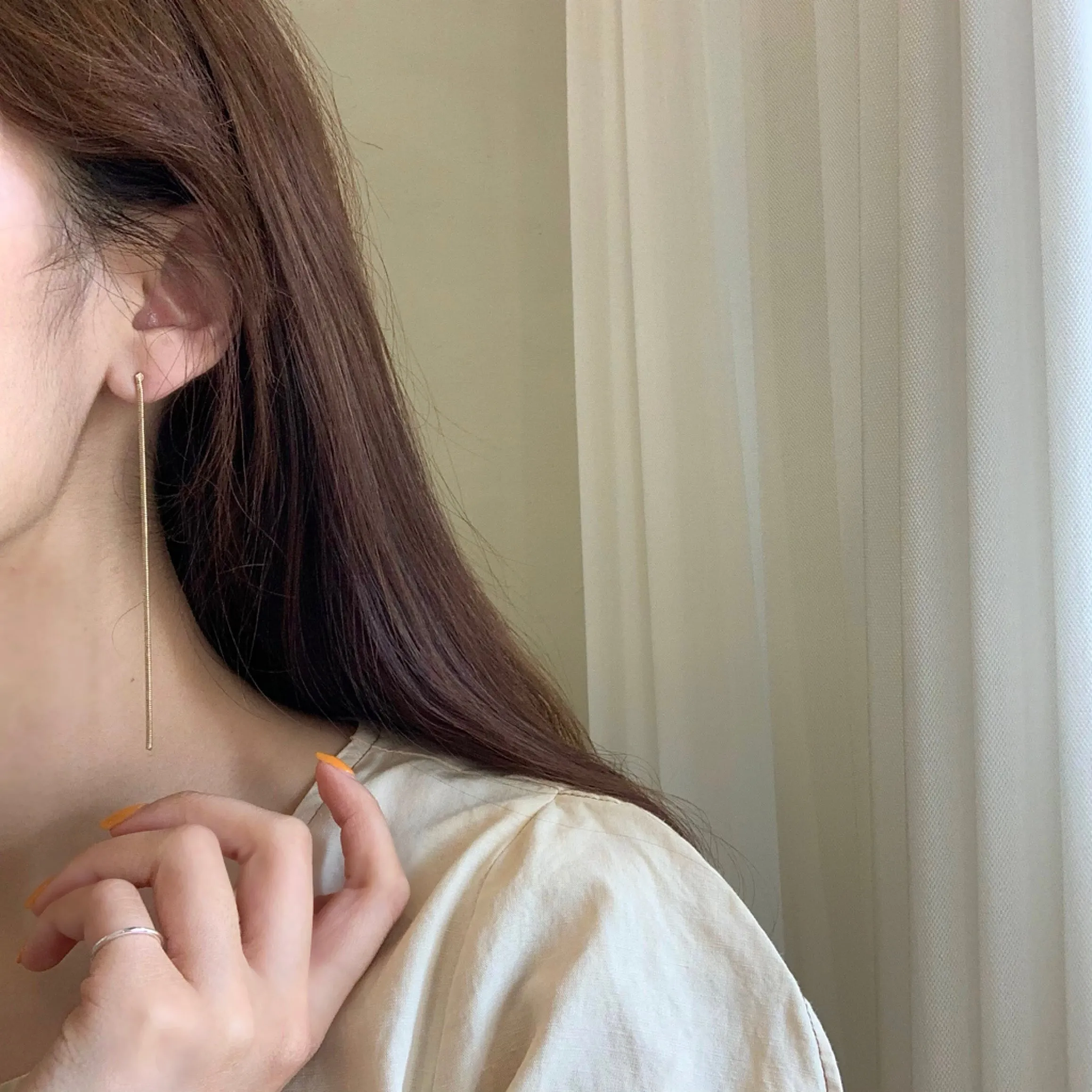 Single Long Drop earrings