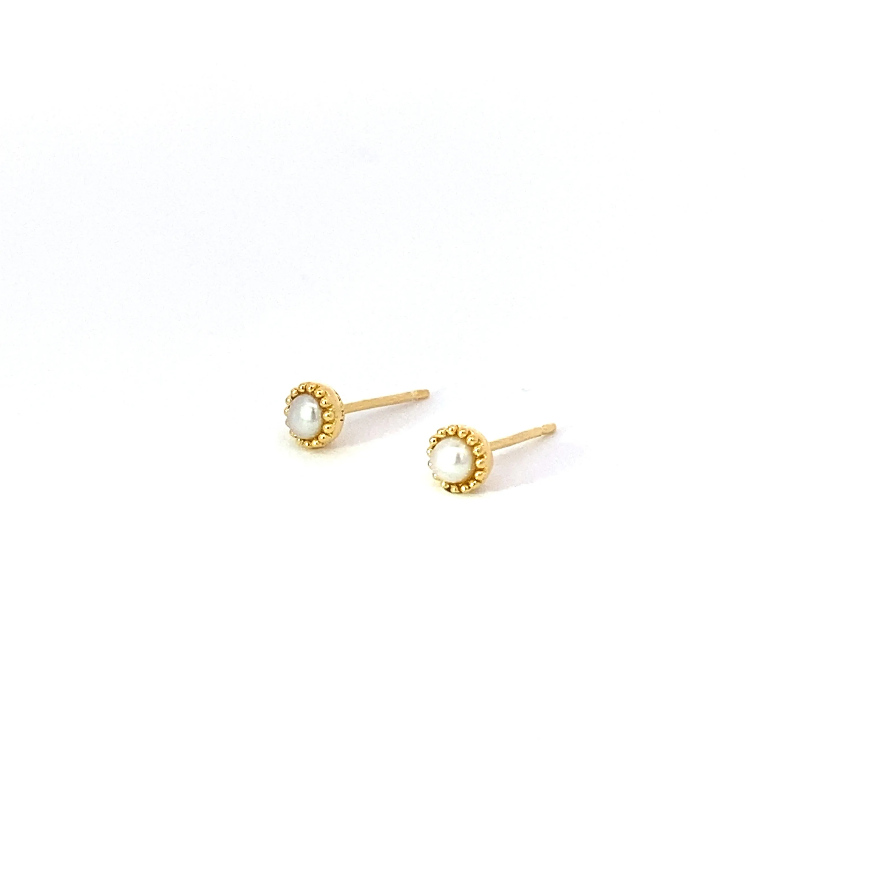 small round milgrain stud earrings - pearl