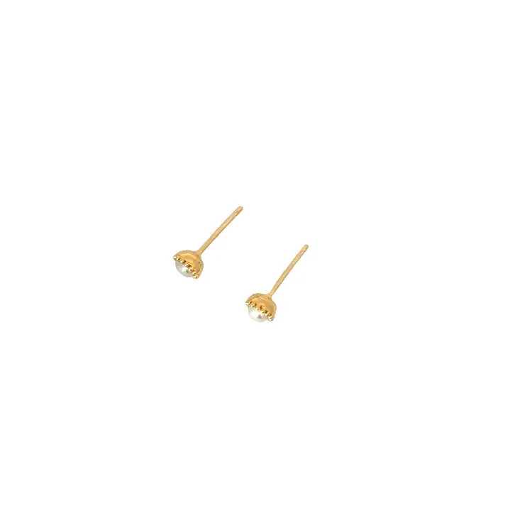 small round milgrain stud earrings - pearl
