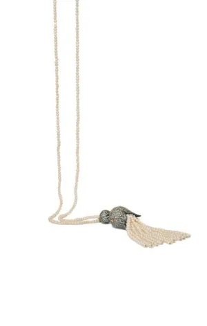 Sparkling tulip tassel pearl necklace