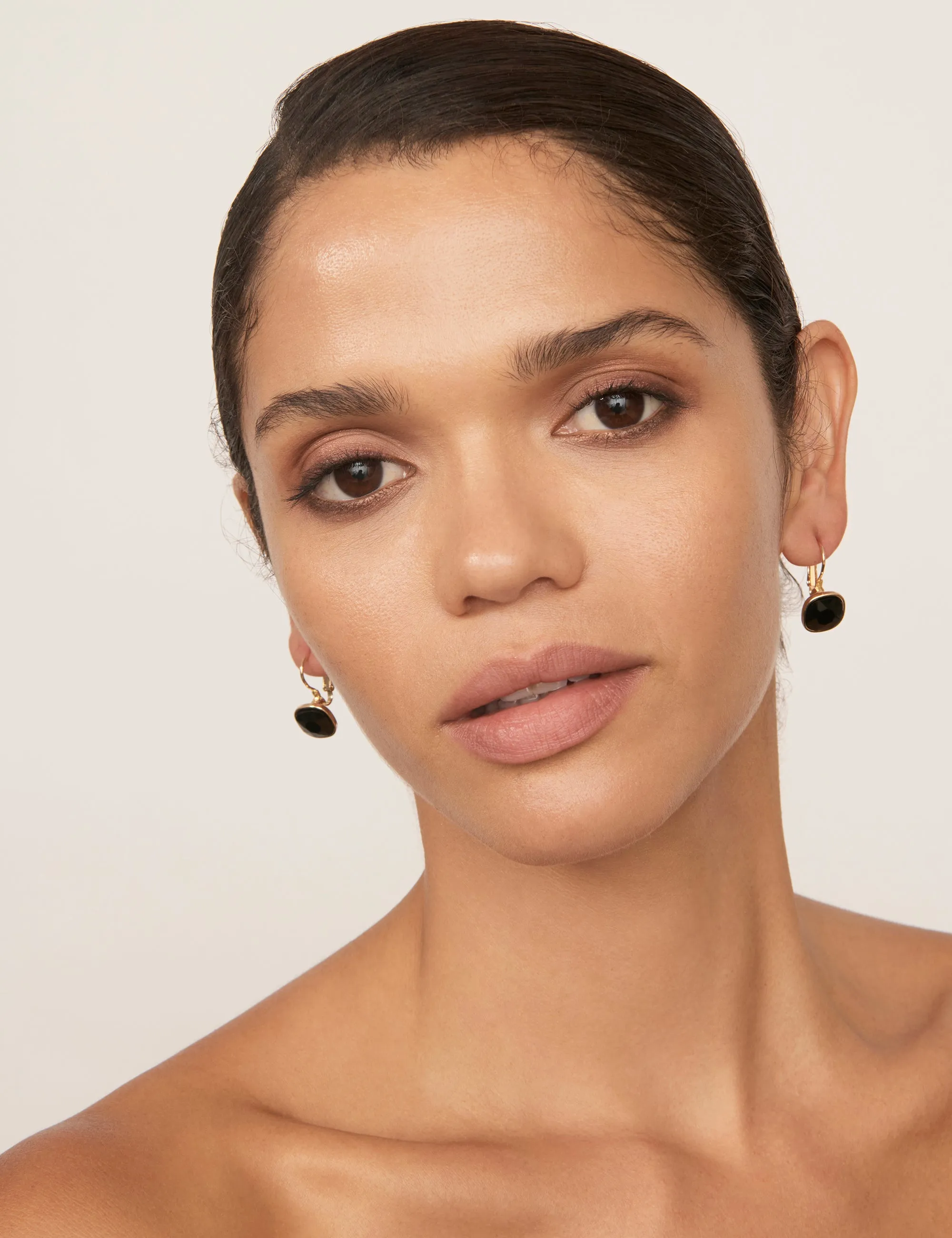 SQUARE STONE EARRING