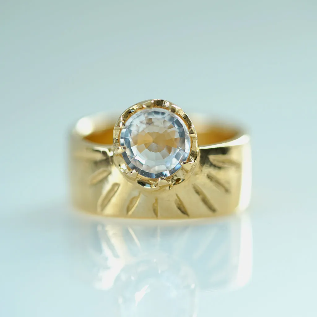 StarBurst Gold band with white beryl