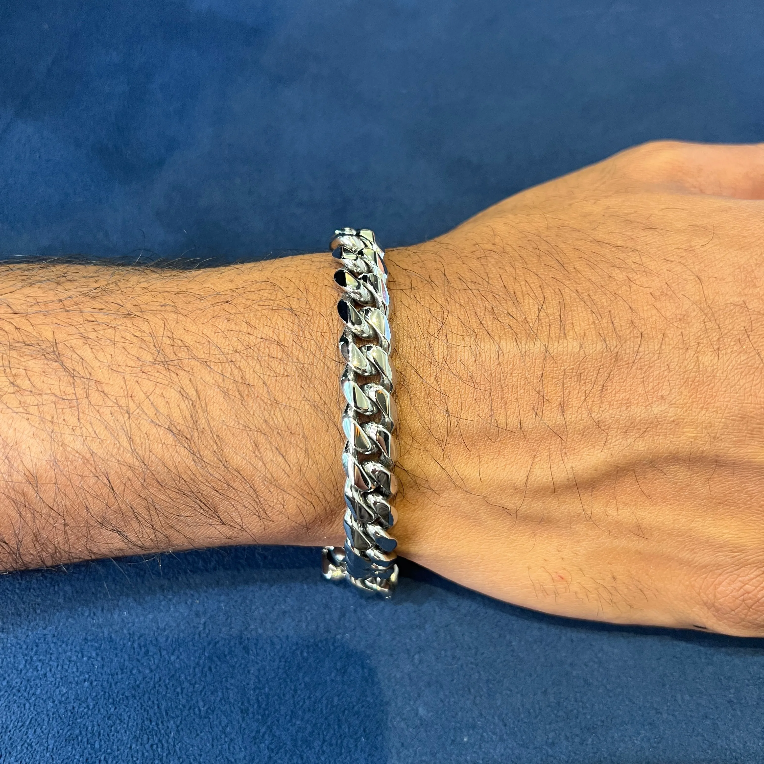 Steelx Stainless Steel (10mm) Curb Bracelet 9"