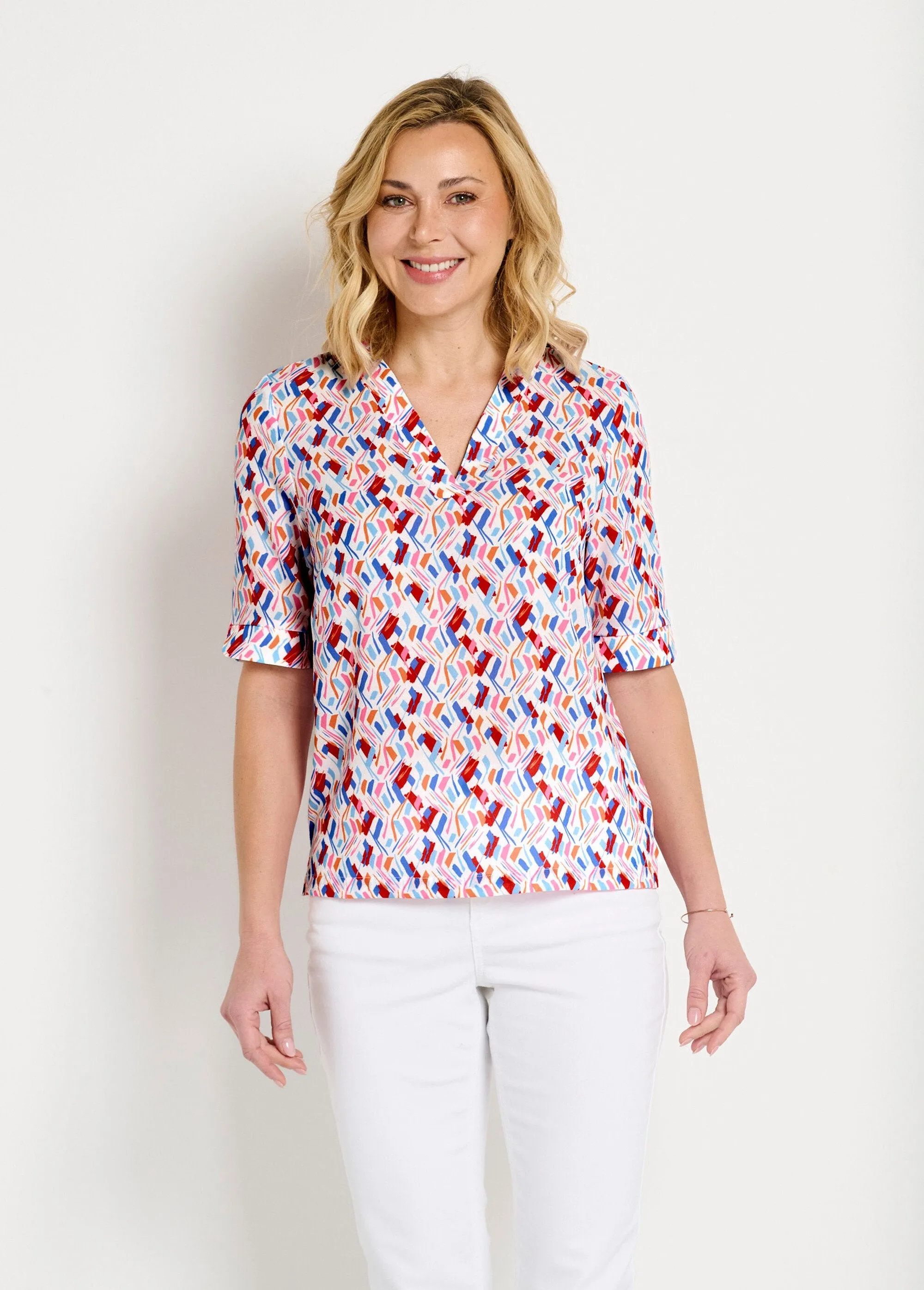 Straight V-neck tunic with short printed sleeves