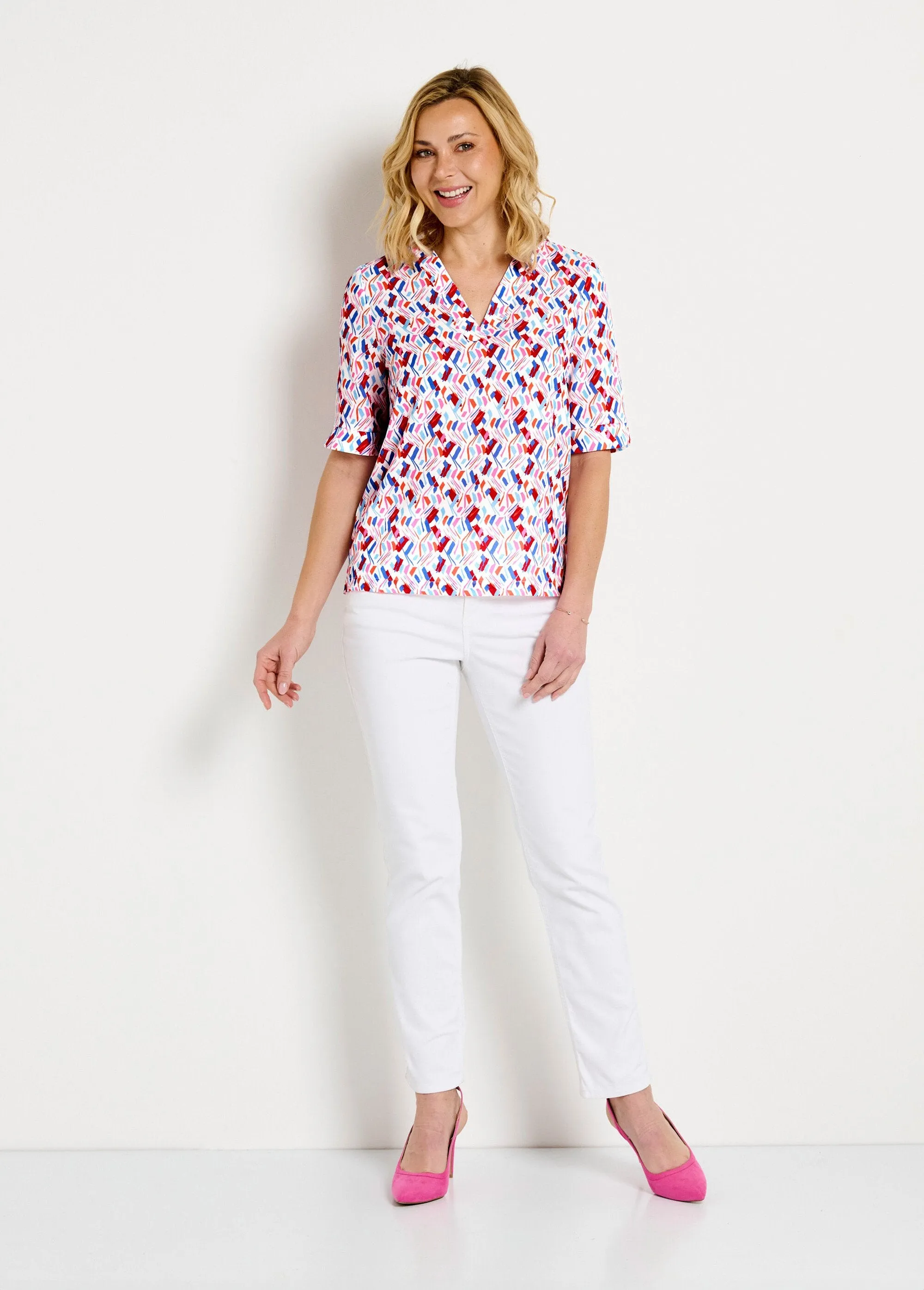 Straight V-neck tunic with short printed sleeves