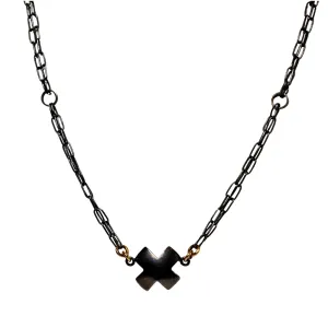 Tegan Wallace Short X Necklace