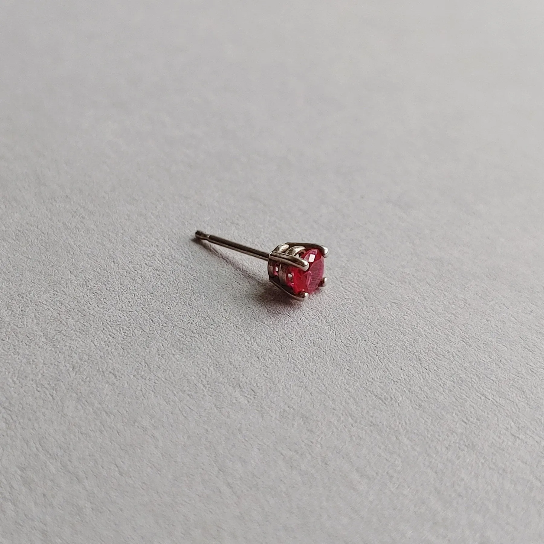 The Gem Single Stud