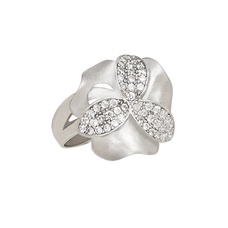 Three Petal Buttercup Ring