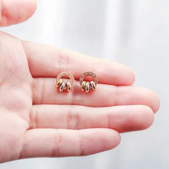 Three Tone Gold Circle Earrings – Maestro Hennessy ®