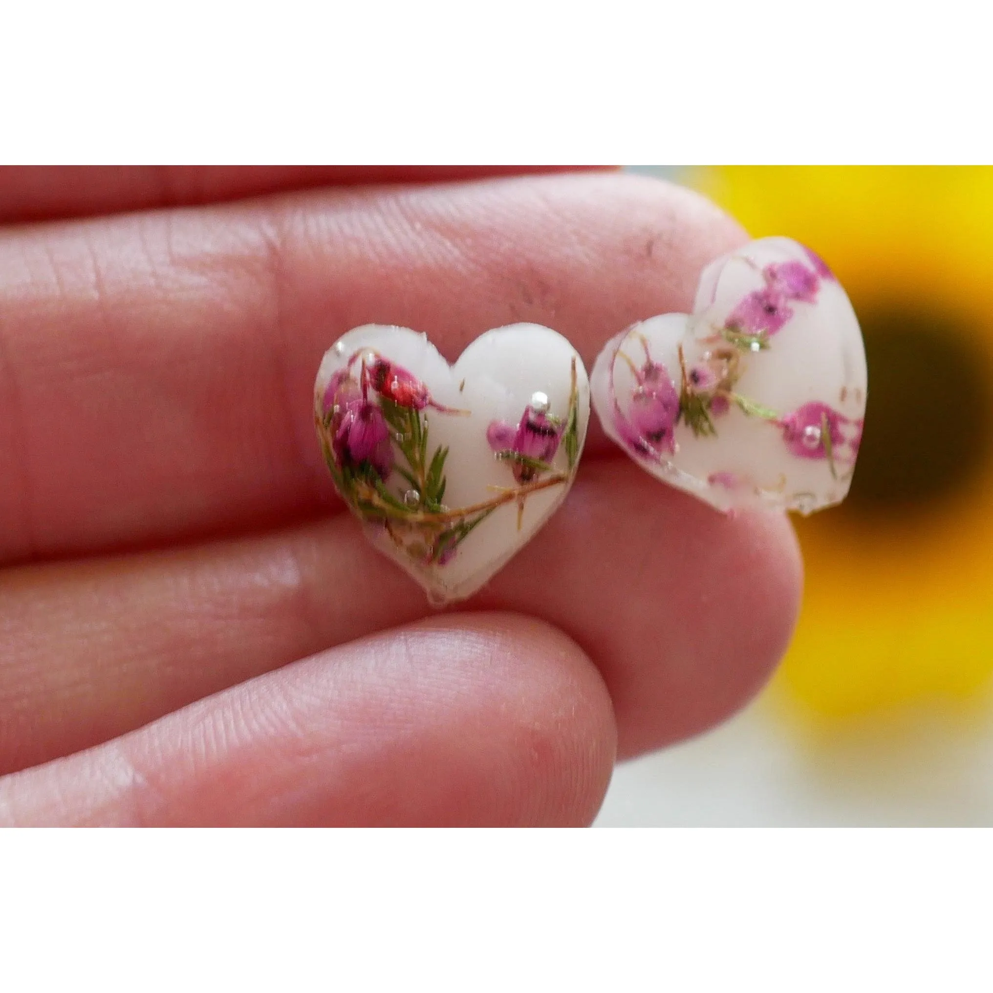 Tiny heart heather studs