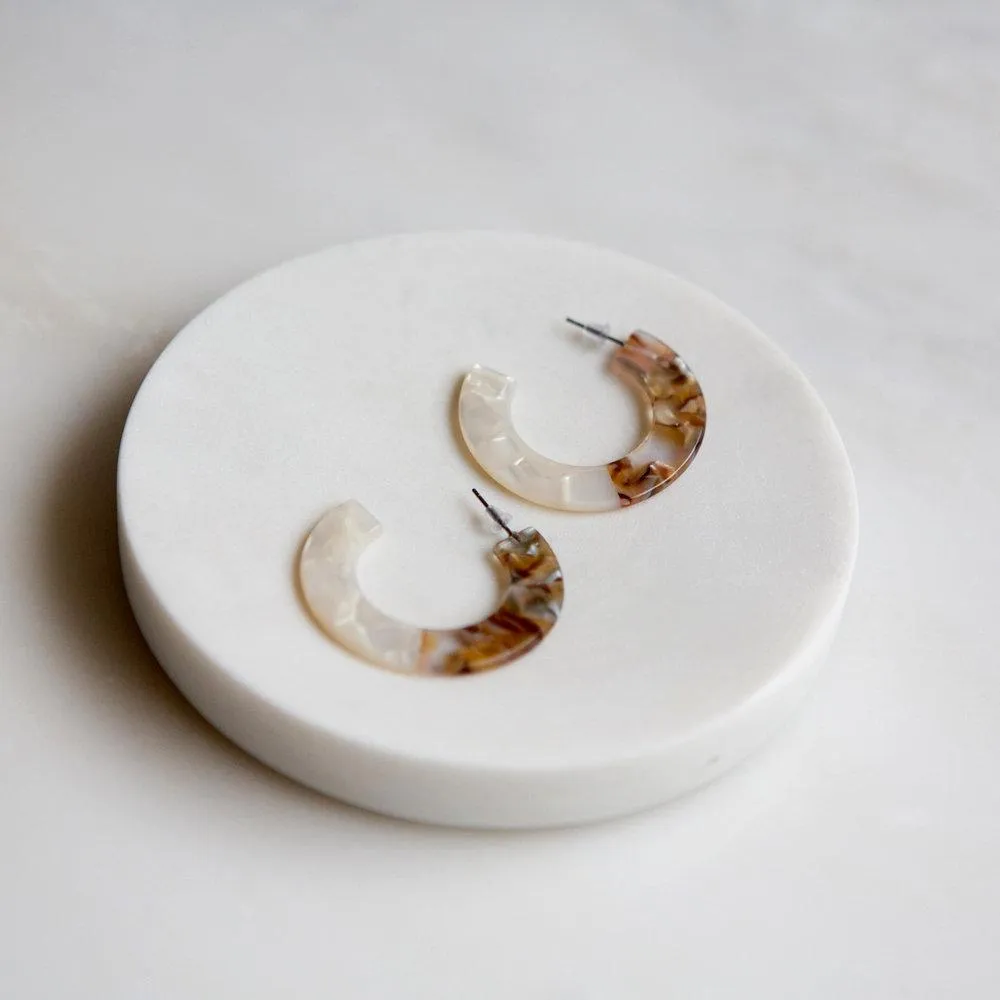 Tortoise Shell Earrings (White/Amber Mixed)