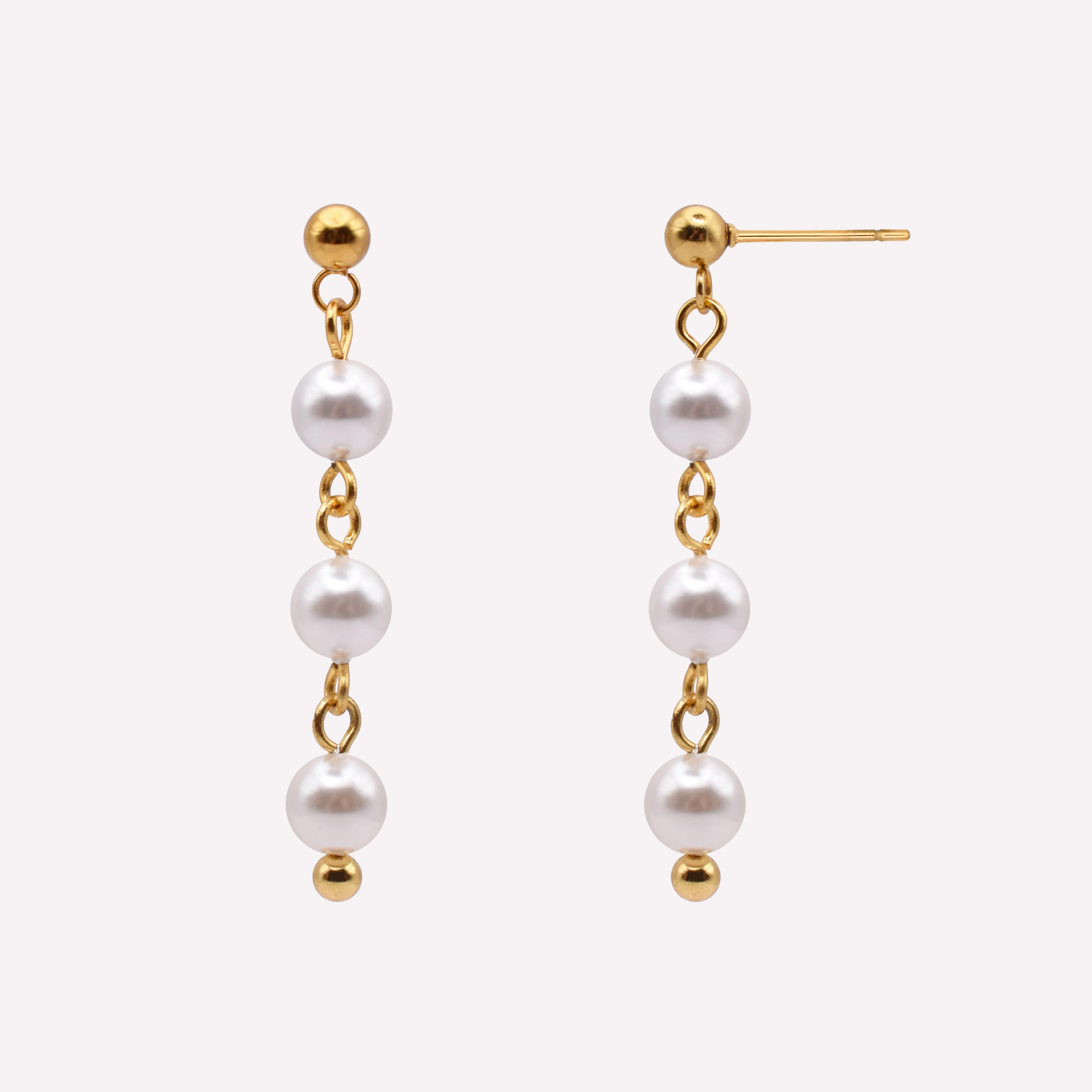 TRIPLE PEARL DANGLE EARRINGS IN GOLD