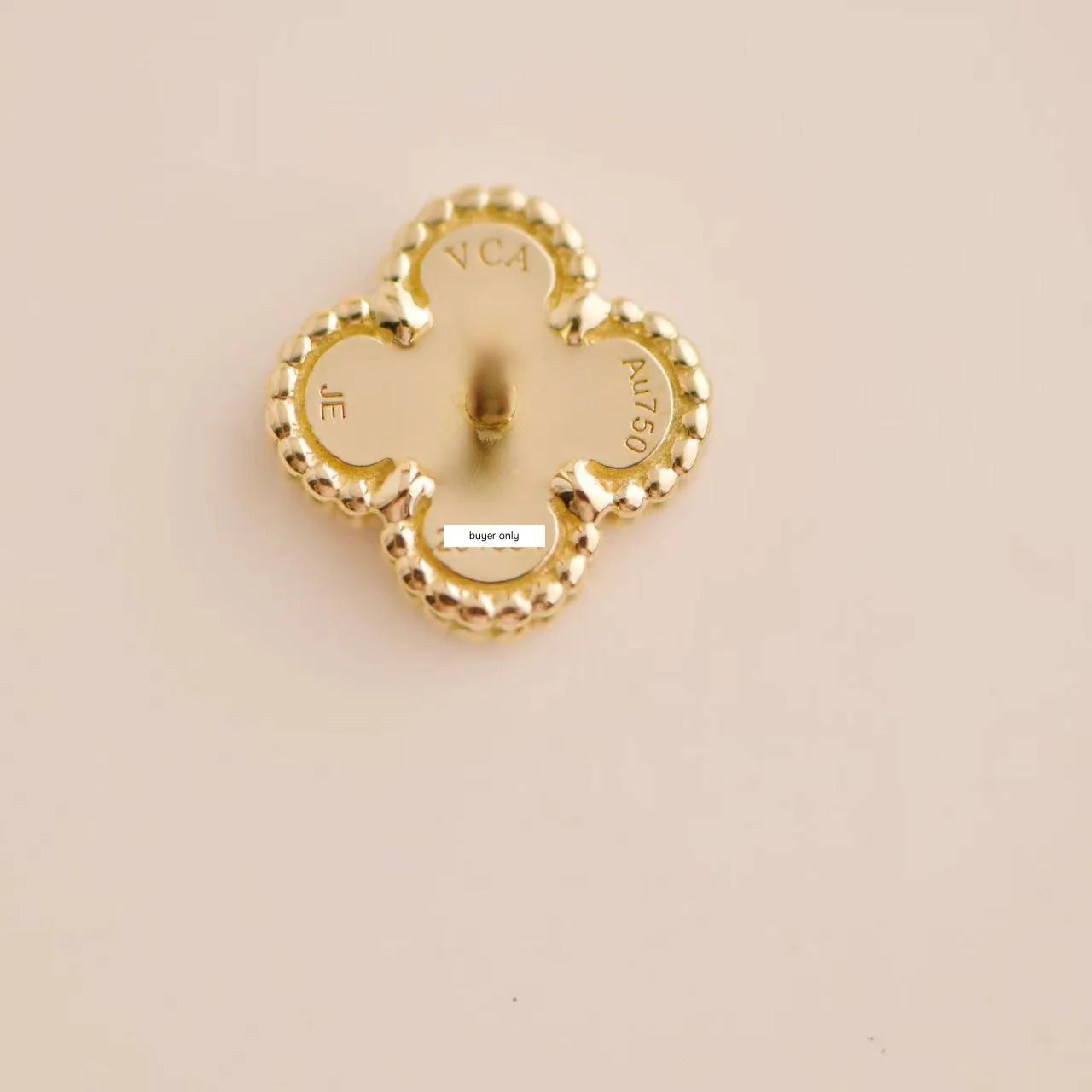 Van Cleef & Arpels Sweet Alhambra Mother of Pearl Yellow Gold Earrings