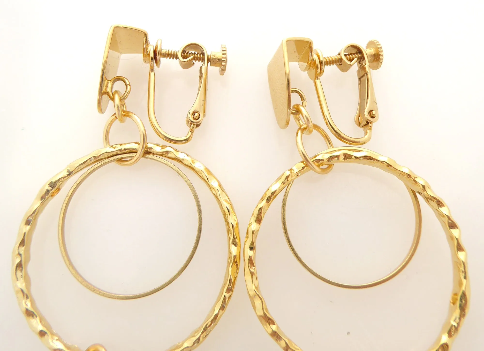 Vinge pearl earrings