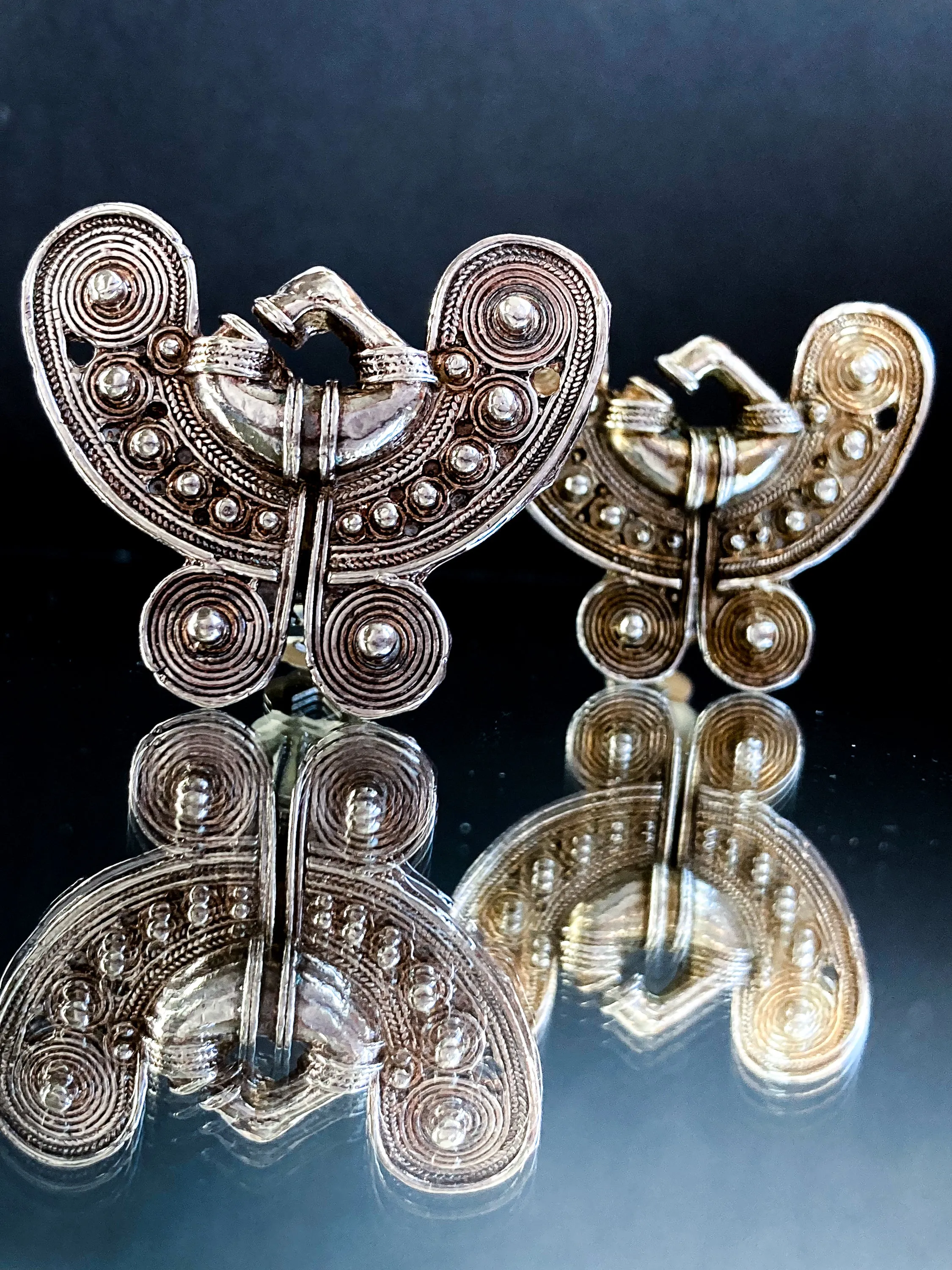 Vintage Pre-Columbian Style Silver Toned Geometric Clip On Earrings