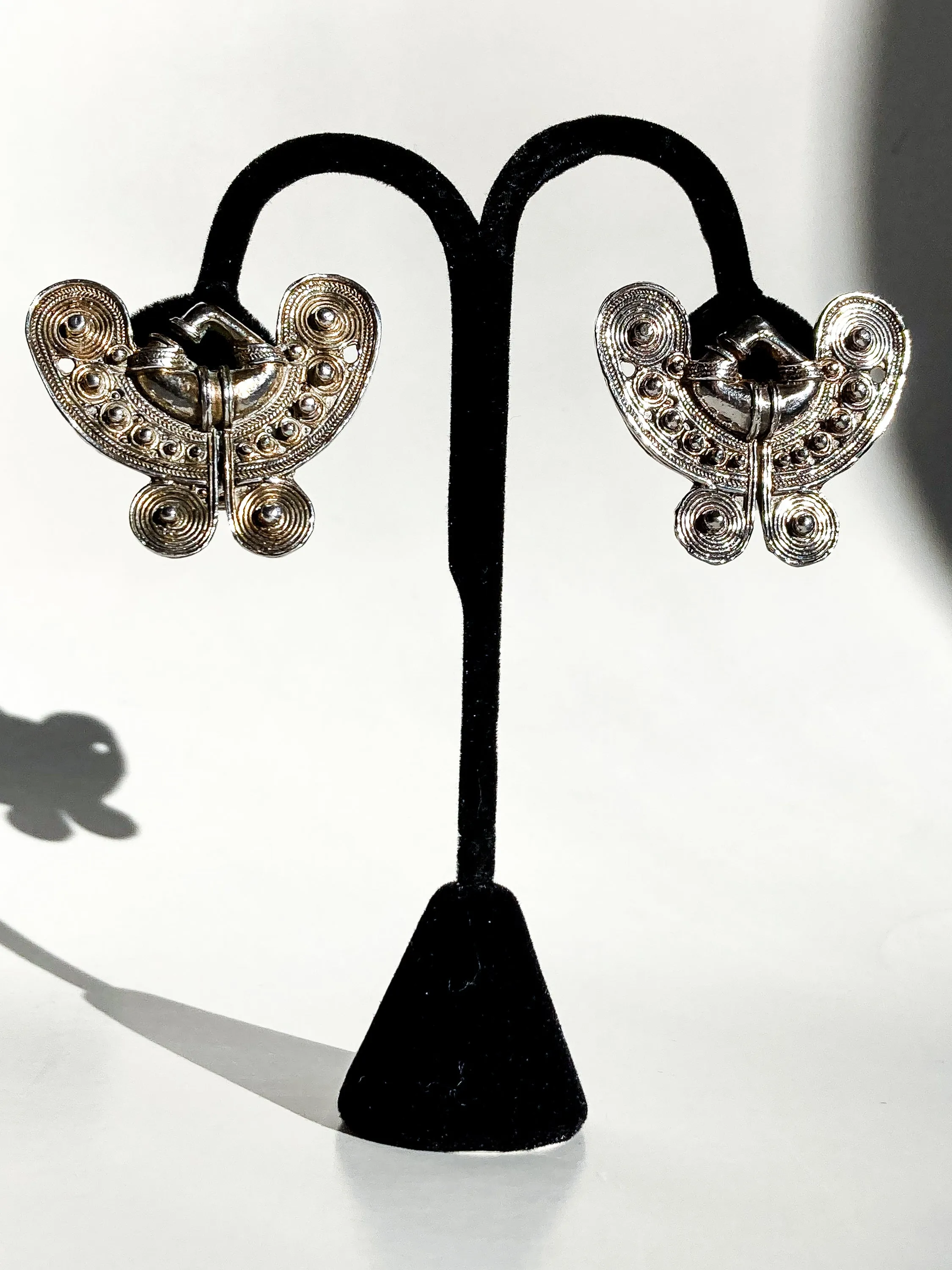 Vintage Pre-Columbian Style Silver Toned Geometric Clip On Earrings