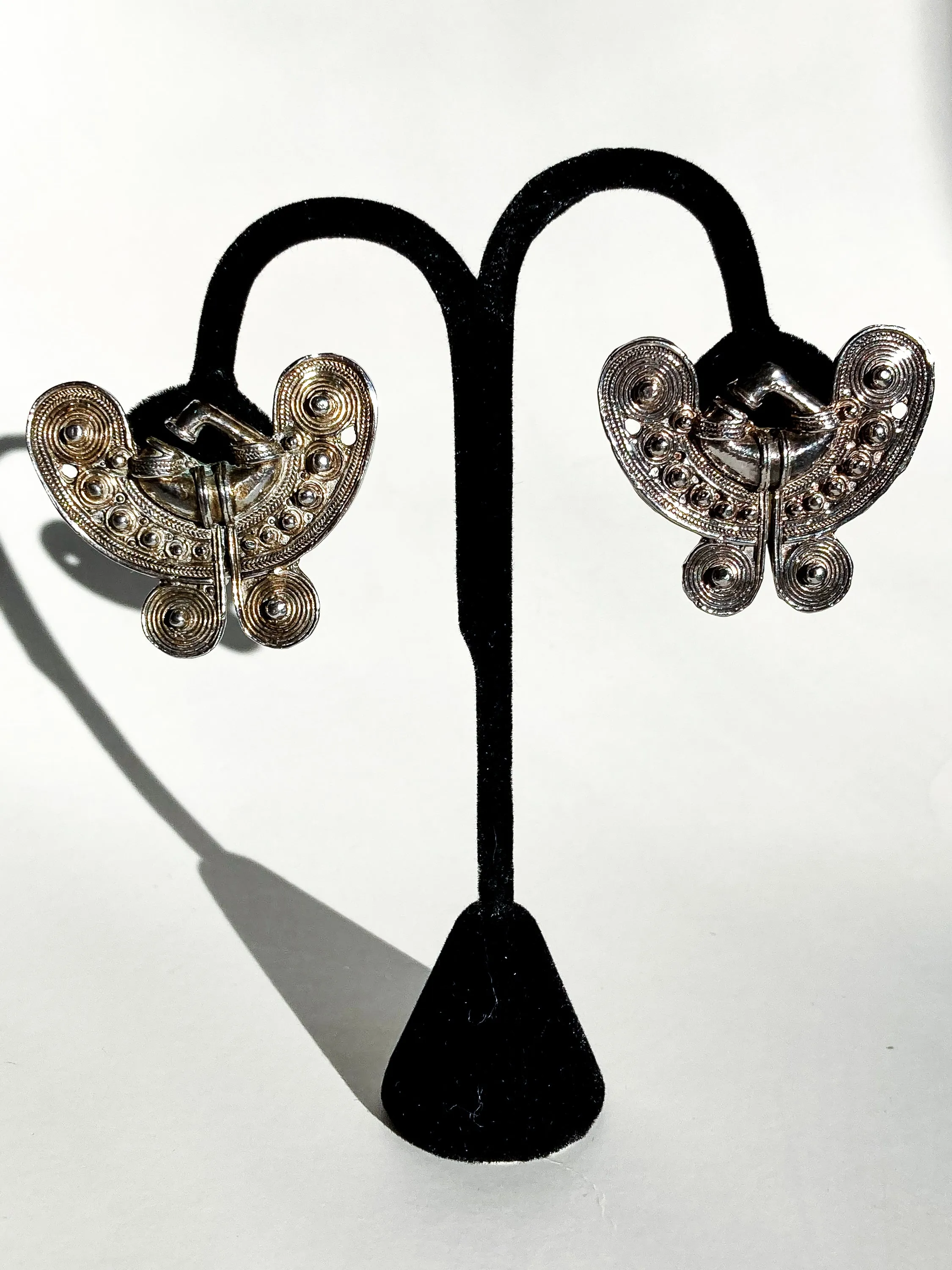 Vintage Pre-Columbian Style Silver Toned Geometric Clip On Earrings