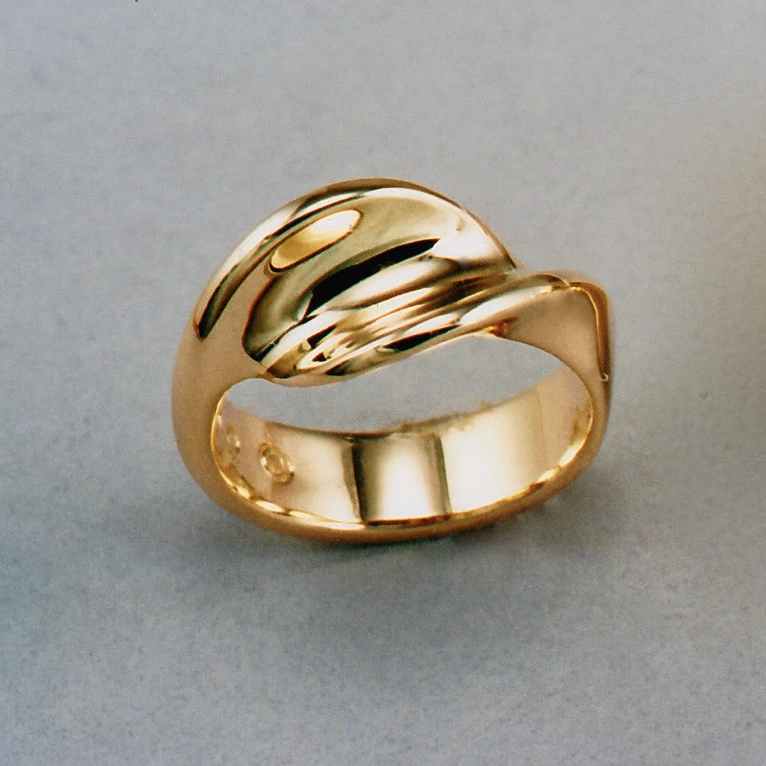Waves Ladies' Ring